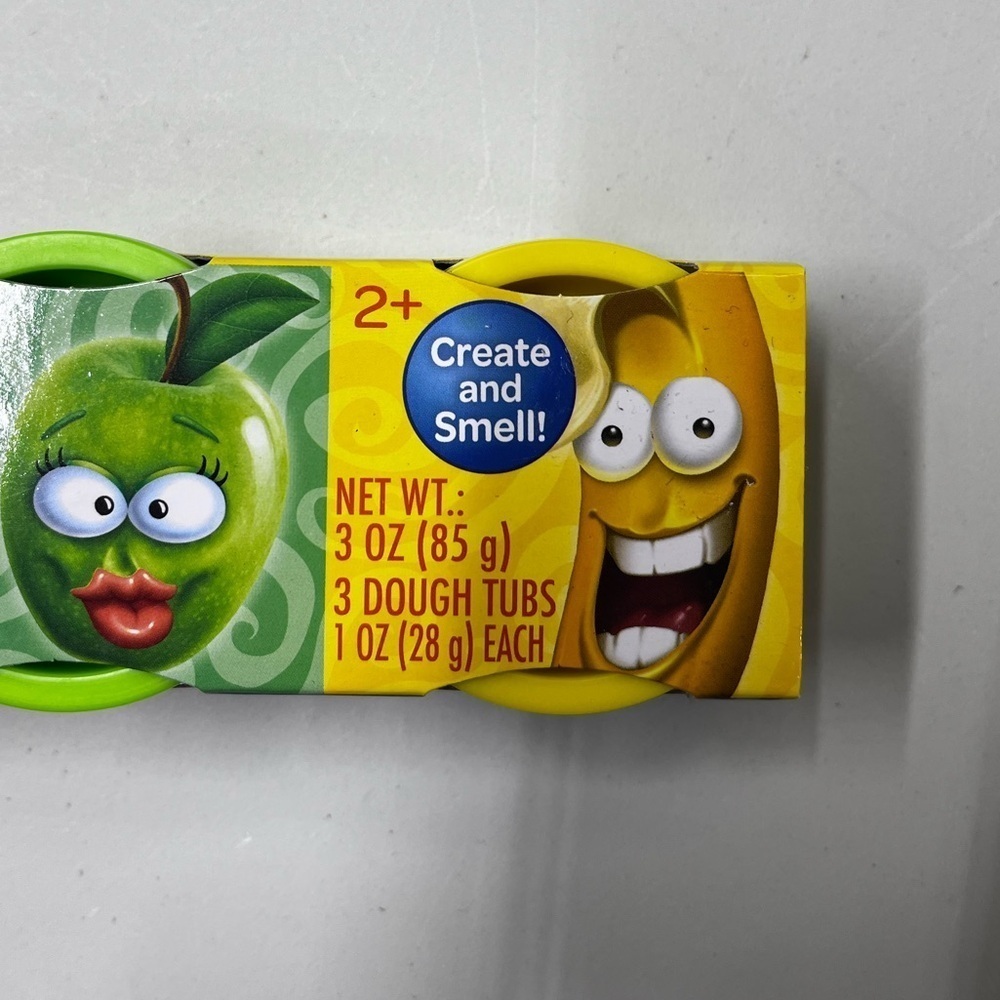 NEW Crayola Silly Scents Dough 3-Pack Age 2+ Blue/Green/Yellow - Picture 3 of 6